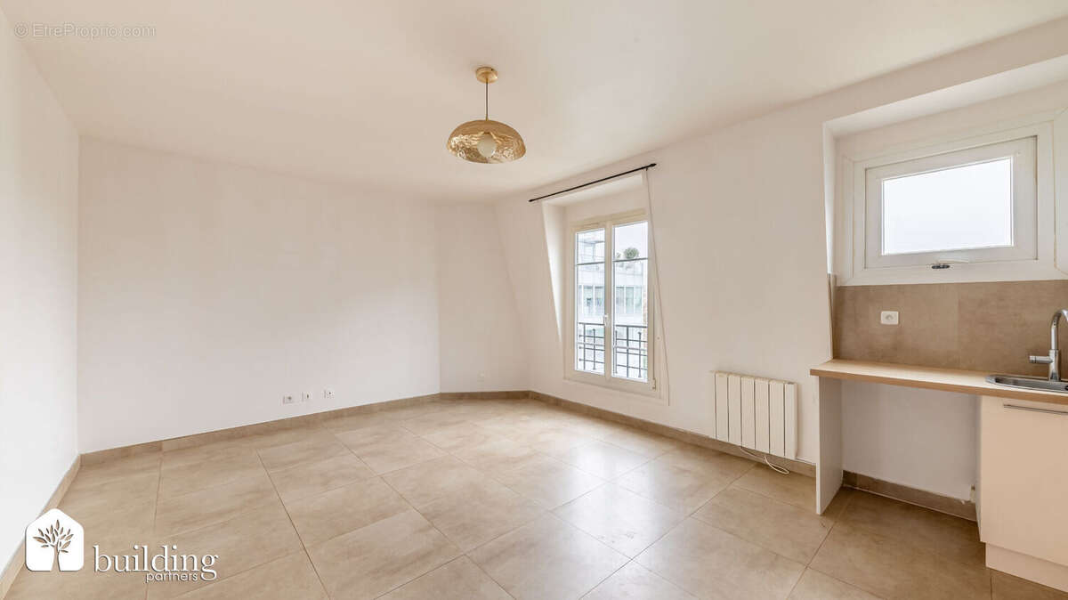 Appartement à NEUILLY-SUR-SEINE