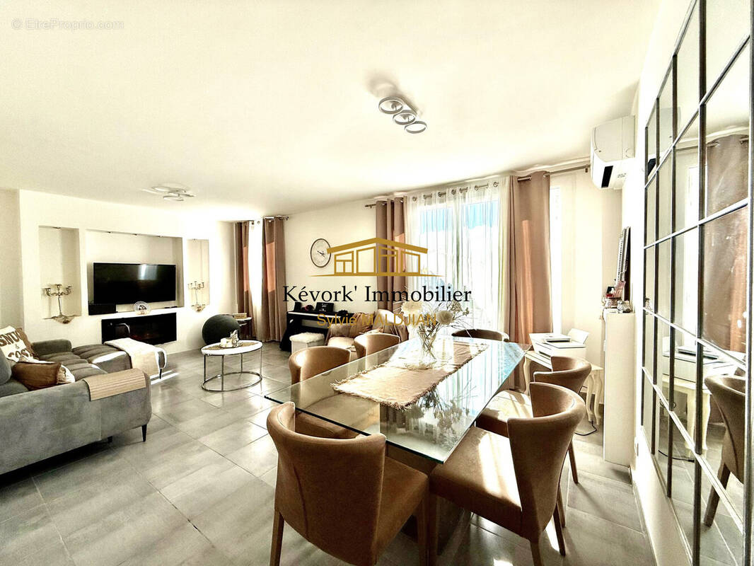 Appartement à BOURG-LES-VALENCE