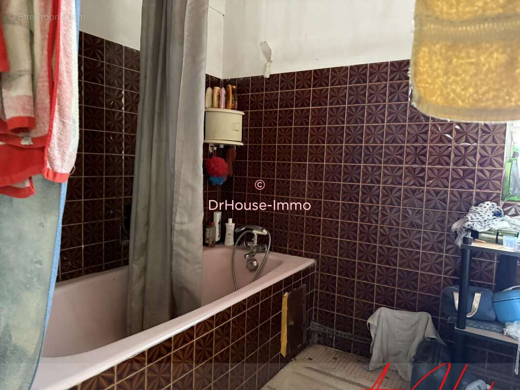 Maison 145 m² à Sauveterre-De-Guyenne  - photo 9