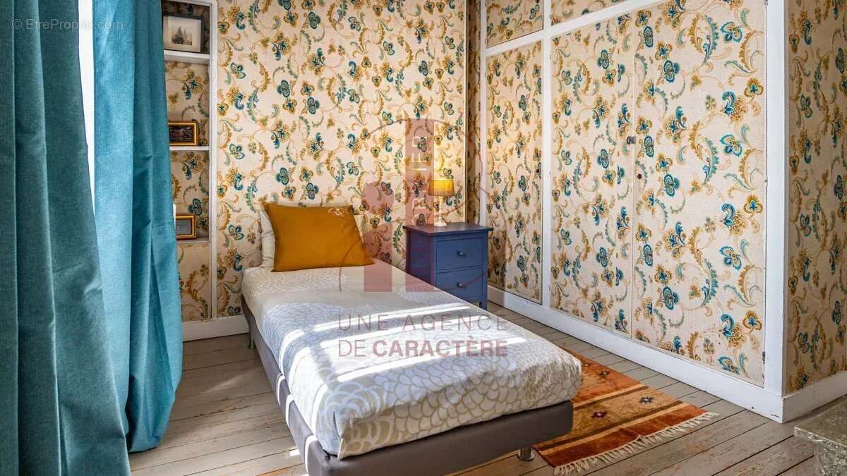 Maison à FONTAINEBLEAU