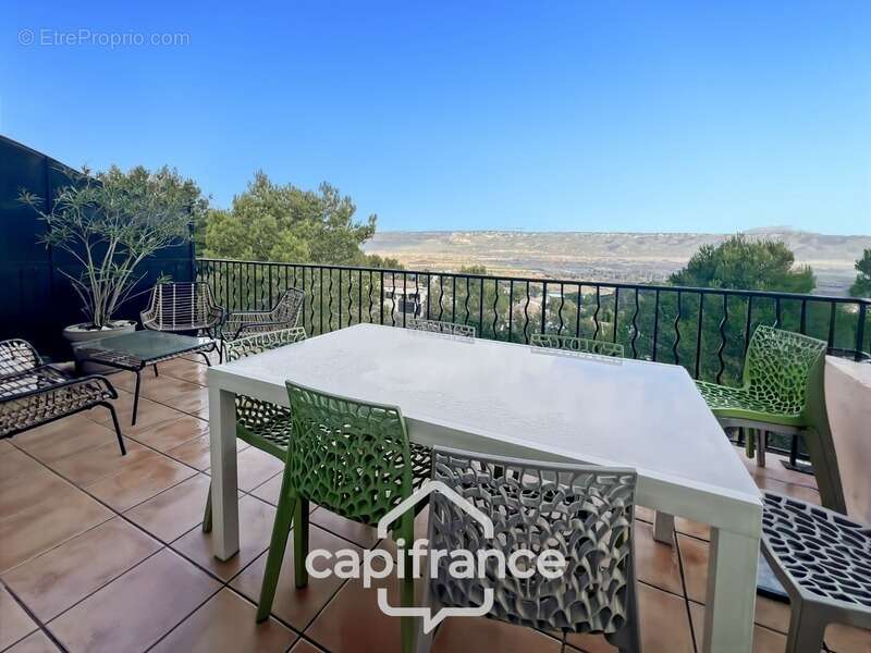 Appartement à MALLEMORT