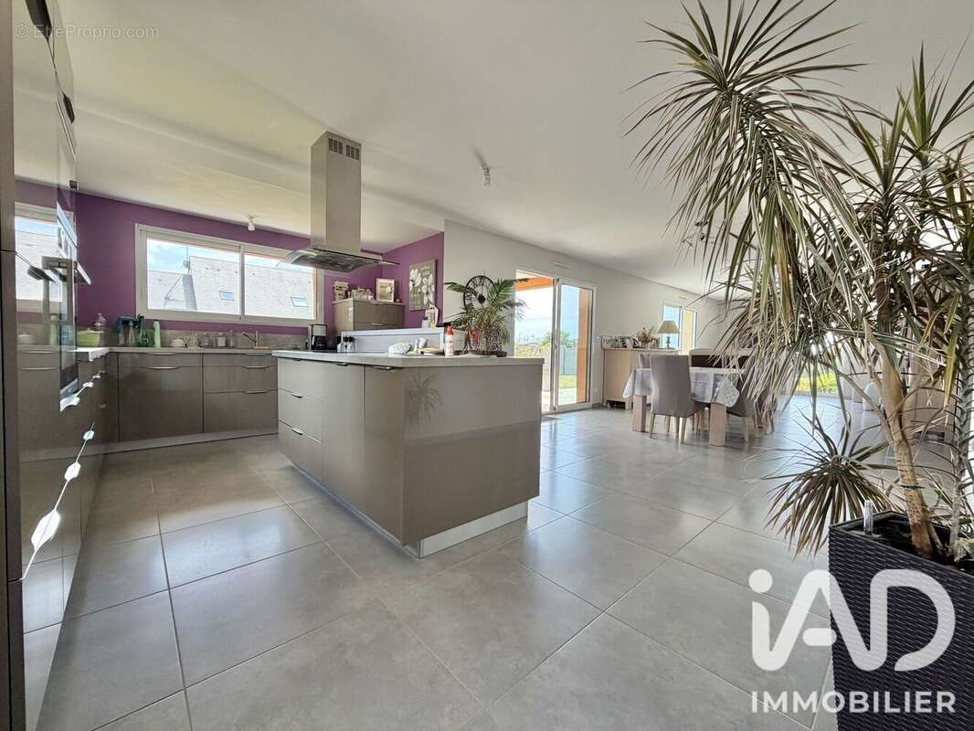 Maison 122 m² à Courcy  - photo 3