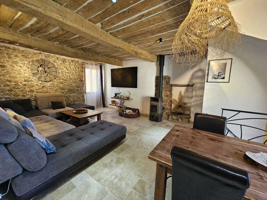 Maison à PLAN-DE-LA-TOUR