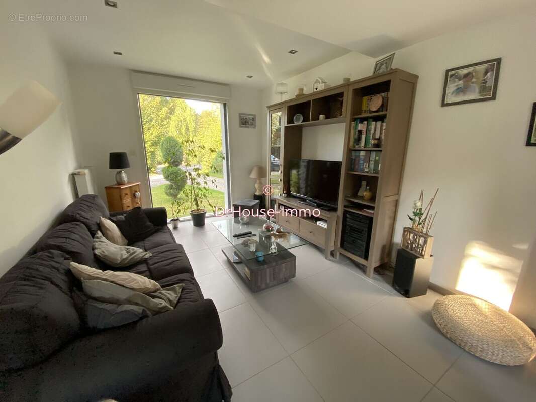 Maison à MARCONNELLE