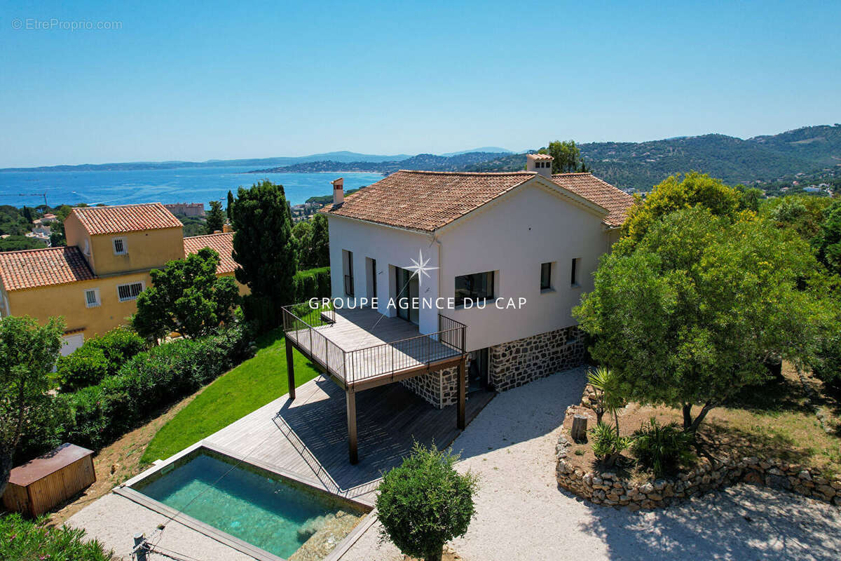 Maison à LES ISSAMBRES