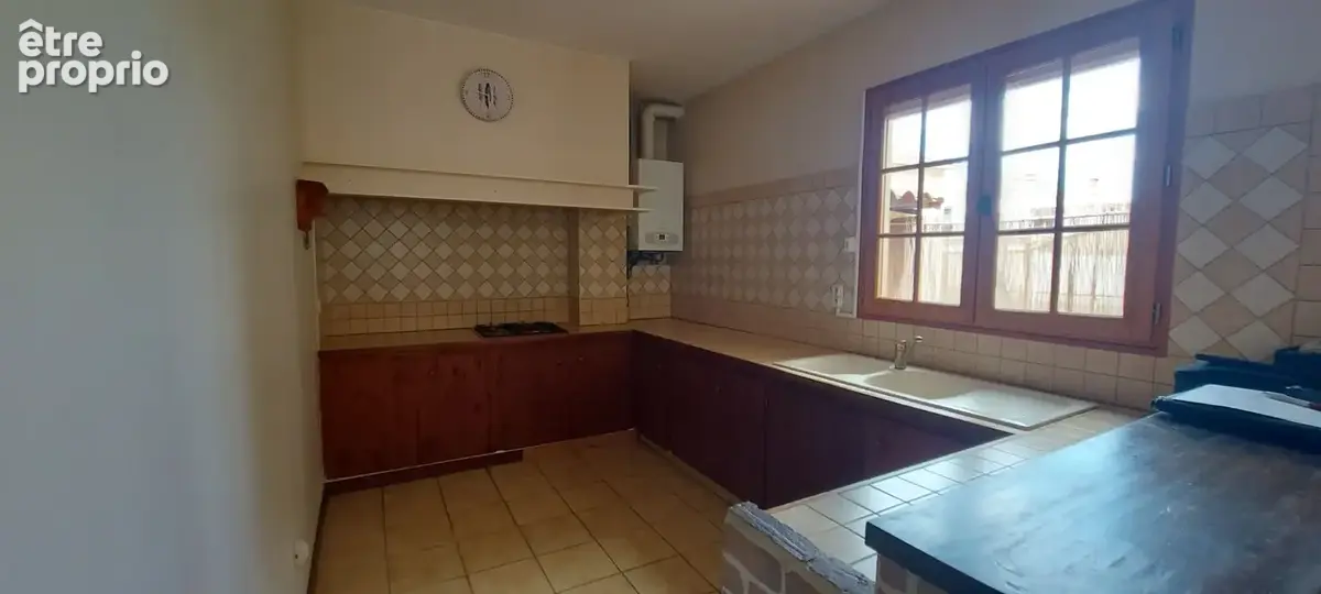 Saint Assiscle, T4 en duplex, terrasse, 3 faces - photo 4