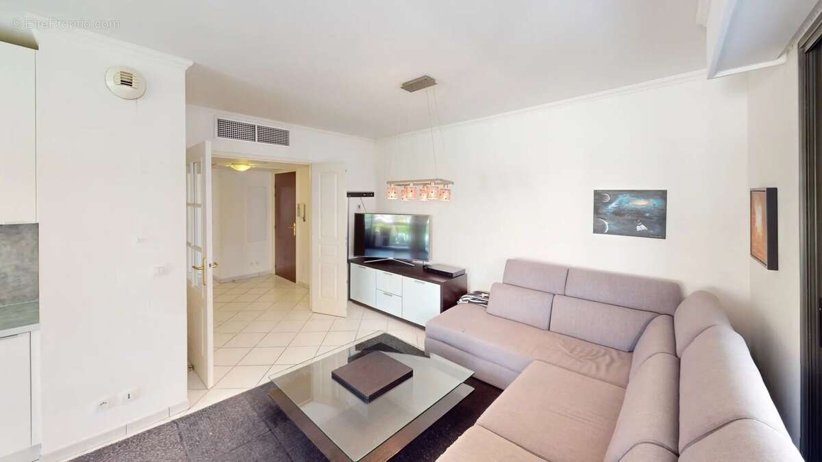 Appartement - 3/4 pièces, de 64 m² à VILLENEUVE-LOUBET - photo 5