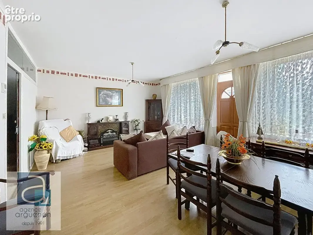 TREDIAS - Maison de bourg en pierre - 4 chambres - Accès rapide RN12 et Broons - photo 4