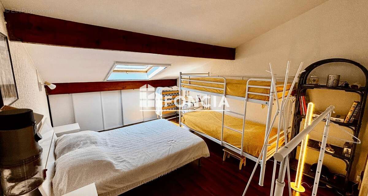 Appartement à SIX-FOURS-LES-PLAGES