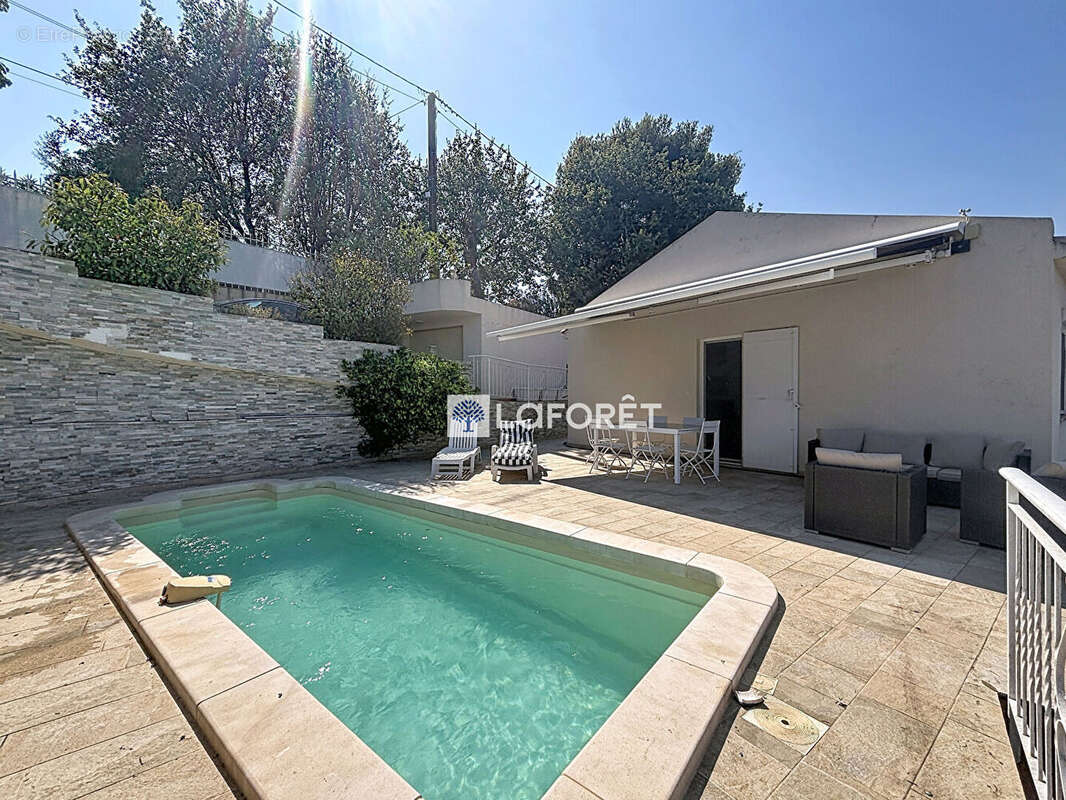 Maison de standing de 128m² avec vue mer exceptionnelle et piscine - photo 3