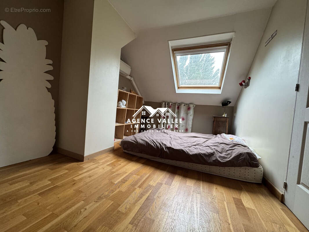 Maison à CORBEIL-ESSONNES