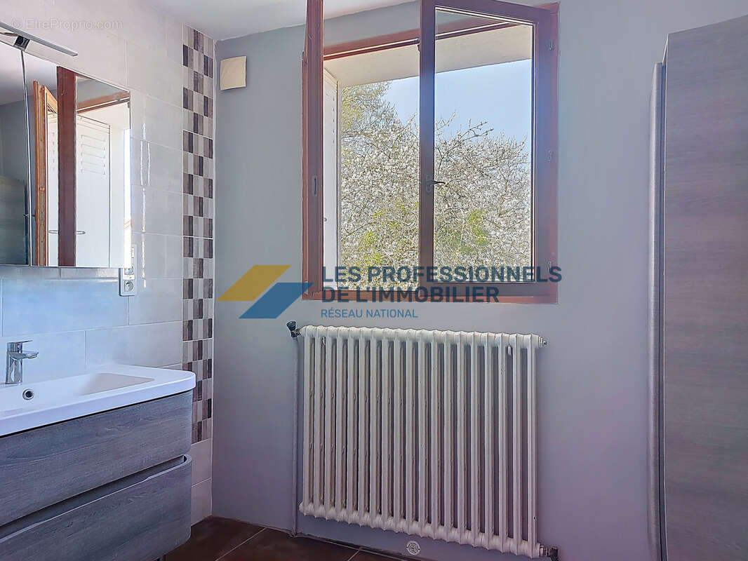 Maison à SAINT-GERMAIN-DES-PRES