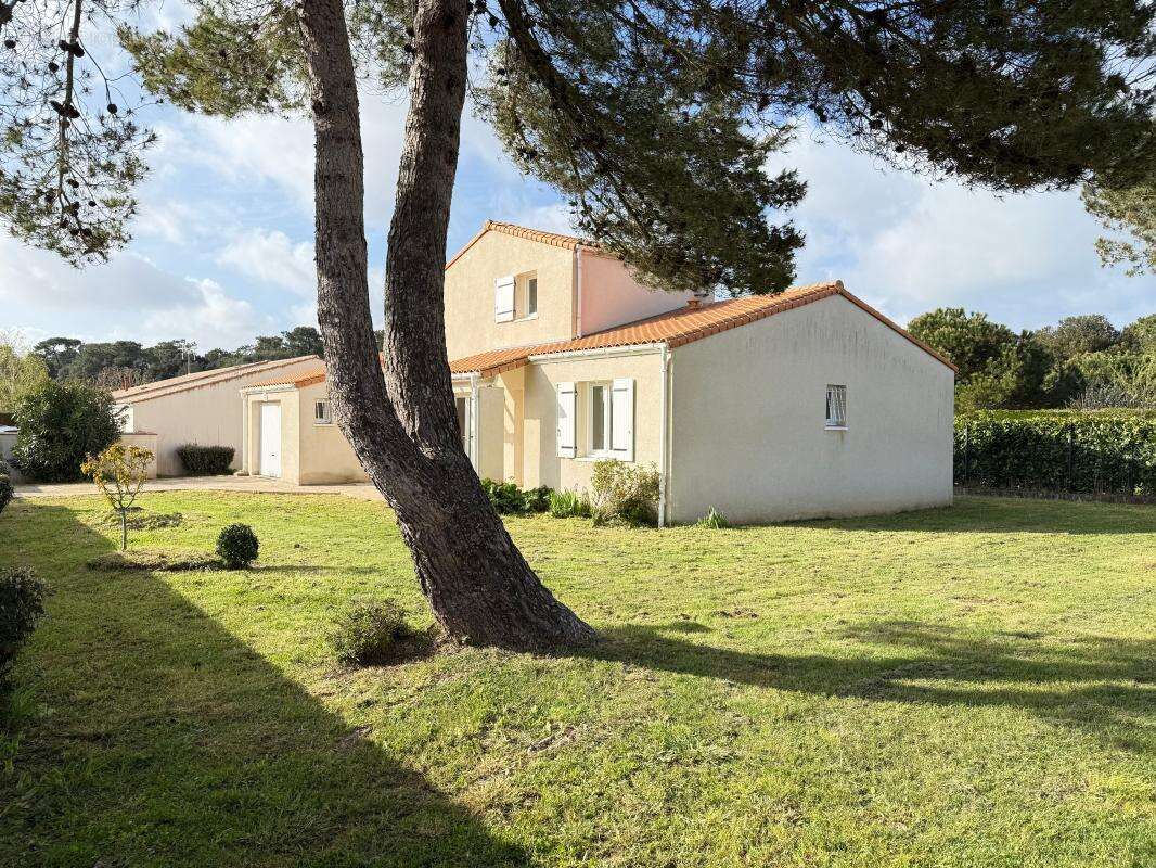 Maison à SAINT-PALAIS-SUR-MER