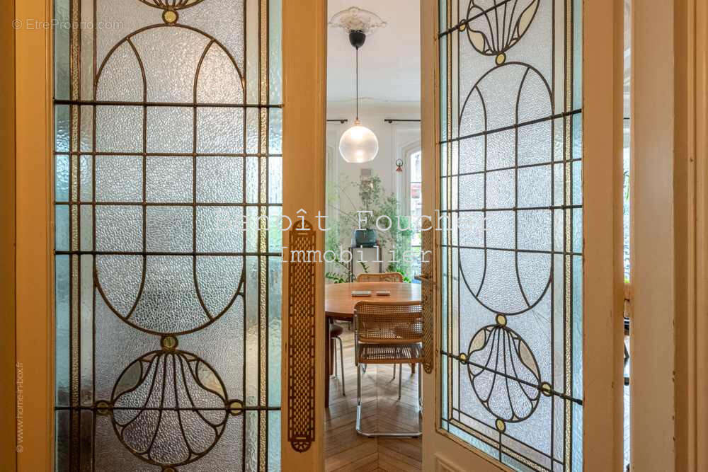 Appartement à PARIS-18E