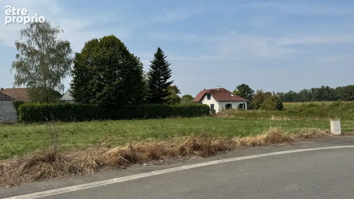 HAUT D'IDRON TERRAIN A BATIR  - Dernier lot de 630m² borné et viabilisé disponible - photo 2