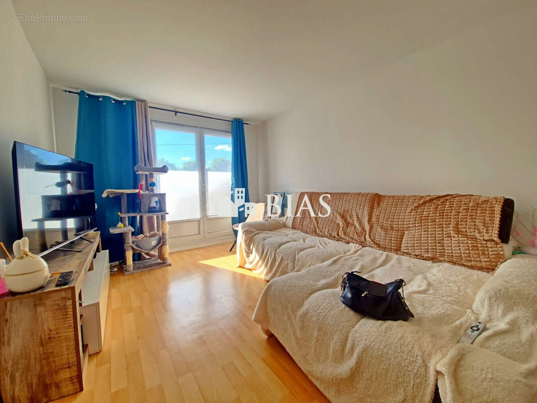 Appartement 278 m² à Le Petit-Quevilly  - photo 7
