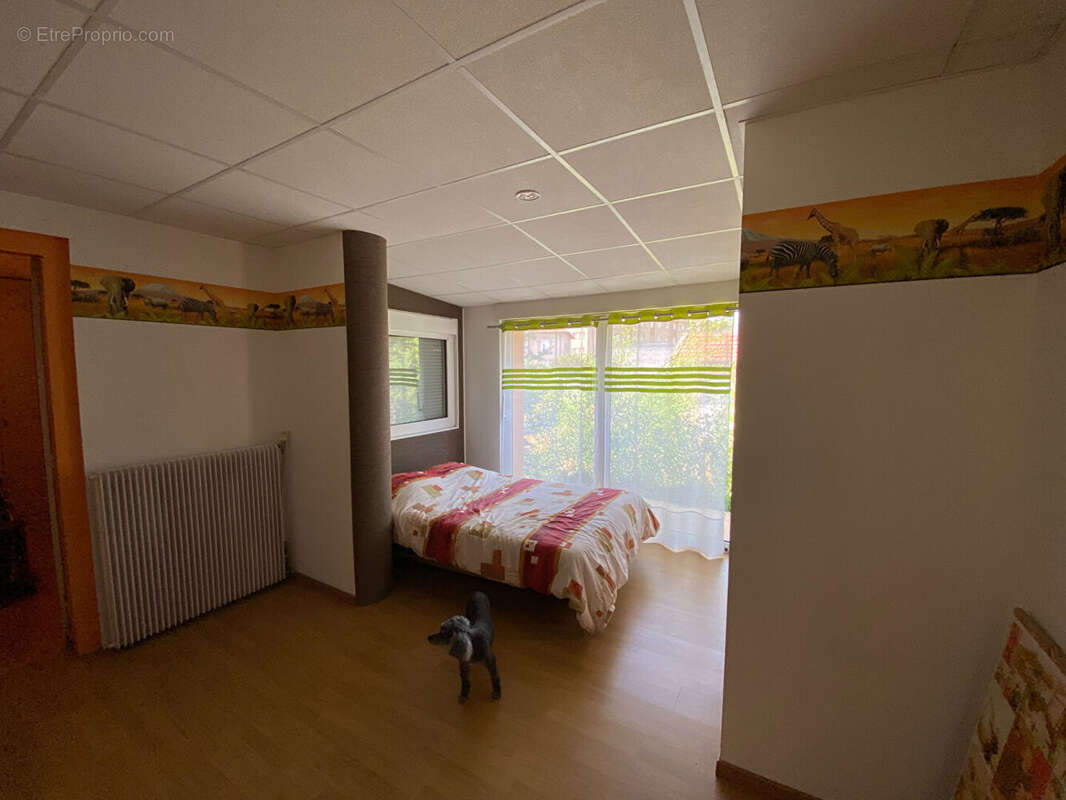 Maison familiale de 150 m² - Secteur calme, proche des commerces - photo 9