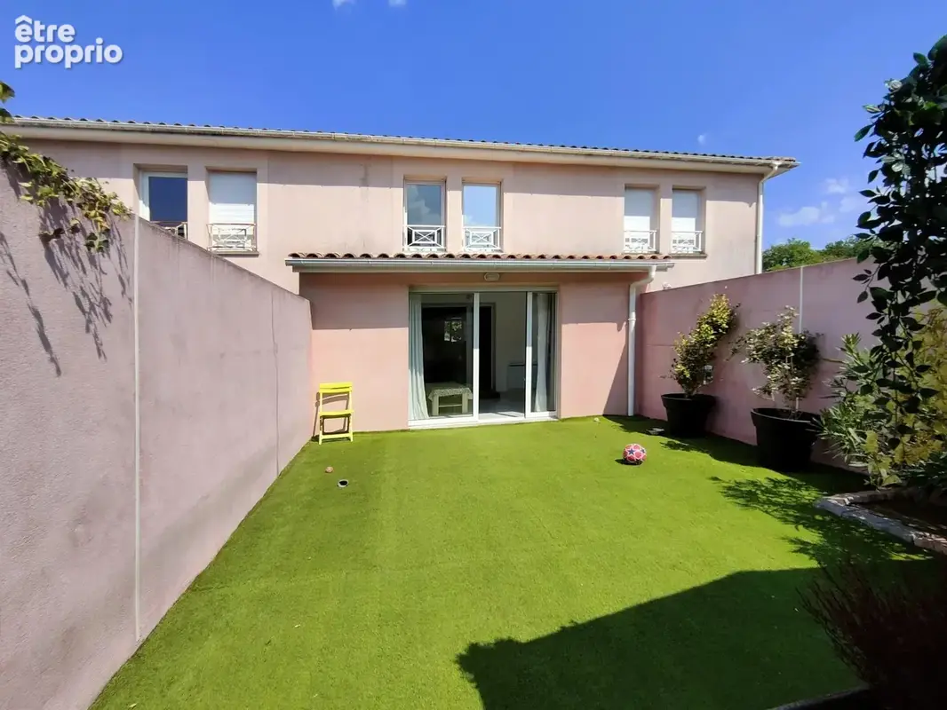 Maison à CASTRES-GIRONDE