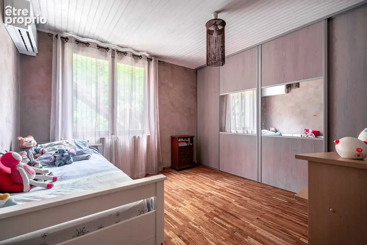 Maison de 258m2 sur parcelle de 8827m2 - photo 14