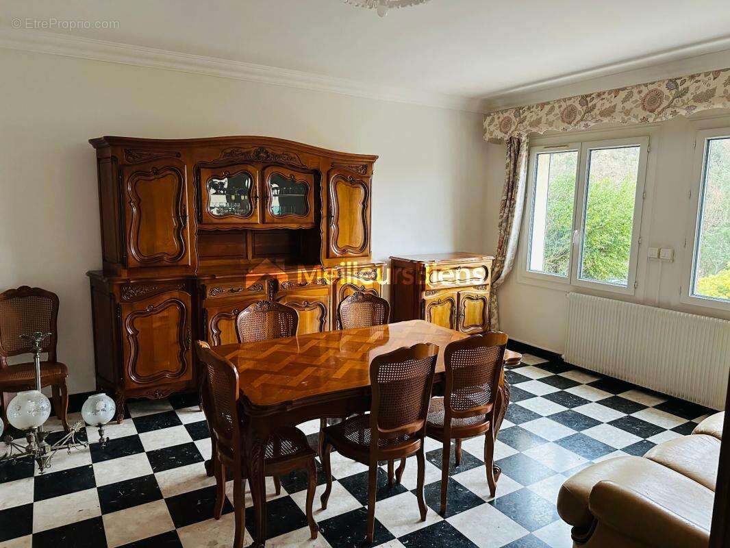 Maison à LAMALOU-LES-BAINS