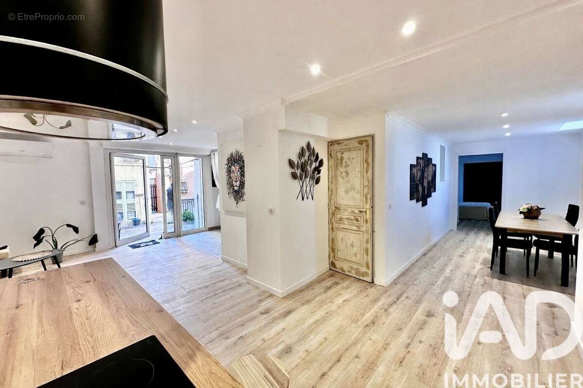 Photo 2 - Appartement à FREJUS