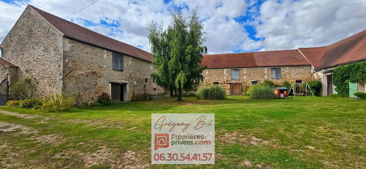 Maison à COULOMMIERS