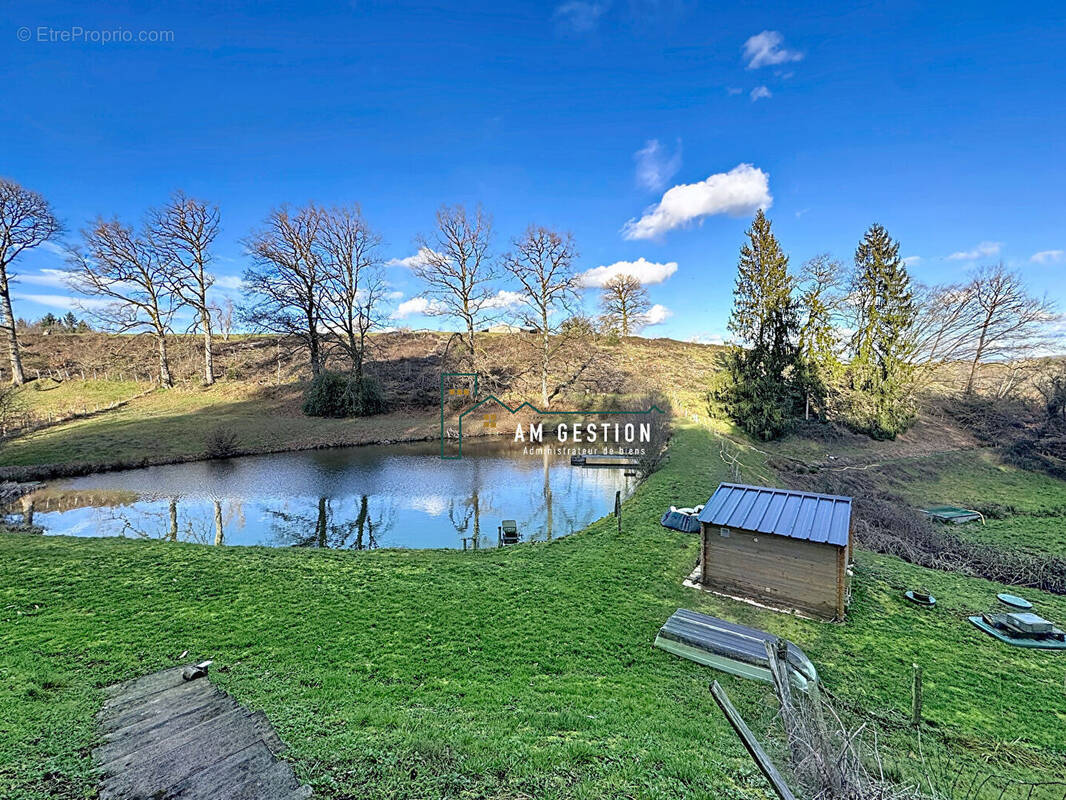 Maison à SAINT-DENIS-DES-MURS