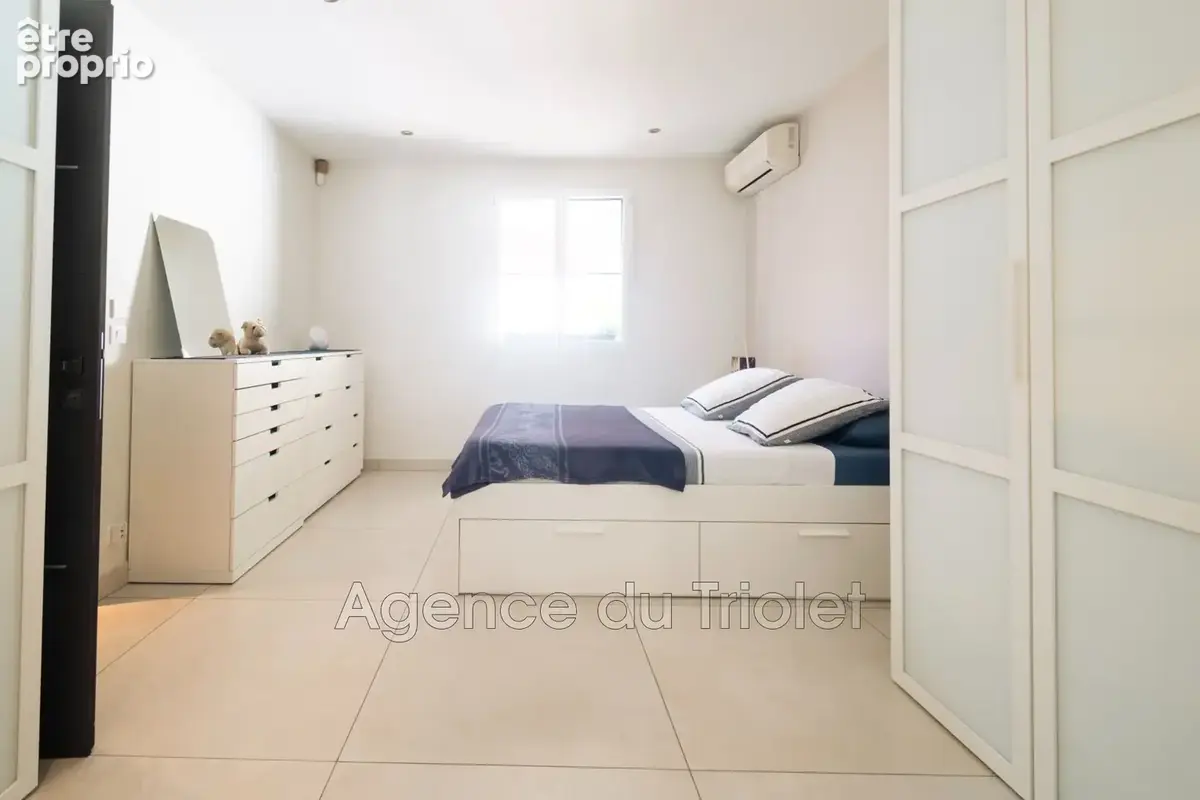 Maison 7 pièces 218 m² à vendre à Saint-Clement-De-Riviere (34980) - photo 9