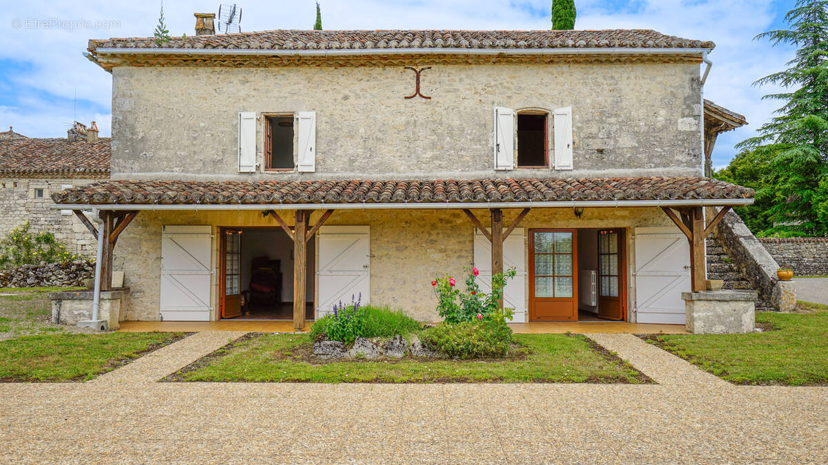 Maison à BAGAT-EN-QUERCY