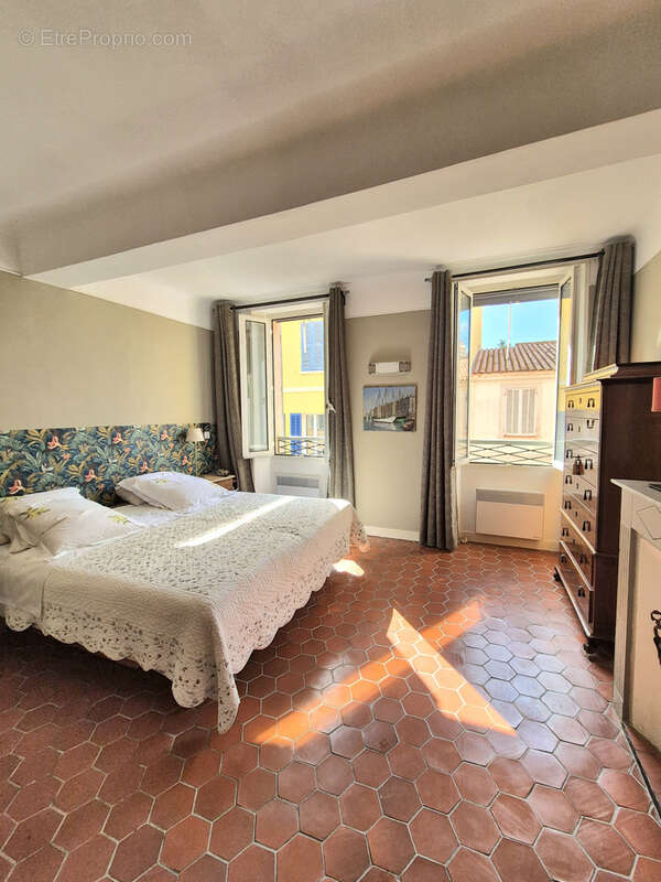 Appartement à HYERES