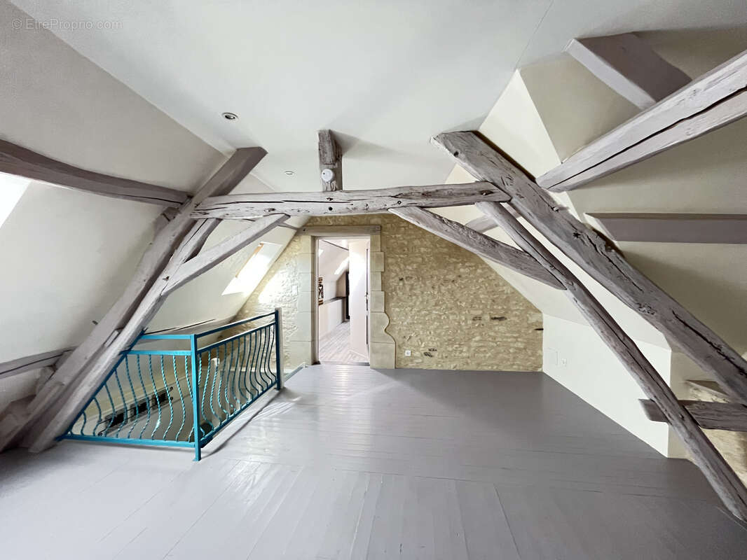Maison à POURRAIN