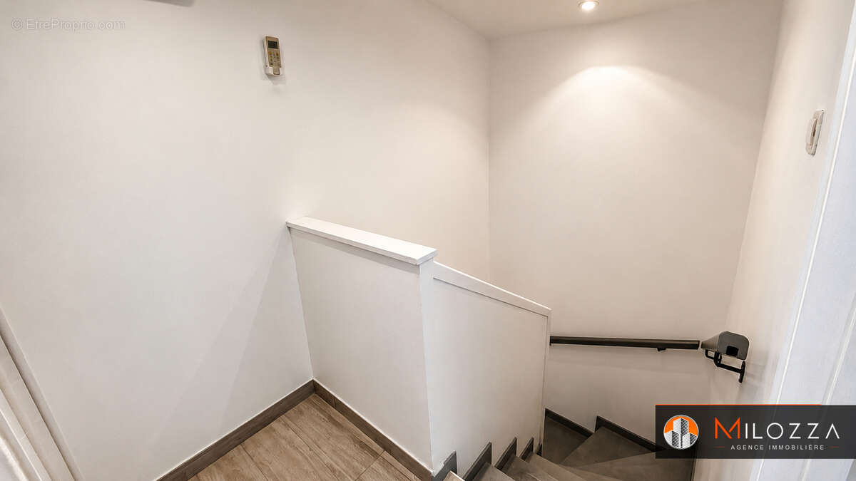 Maison Villefontaine 91.88 m2 - photo 14