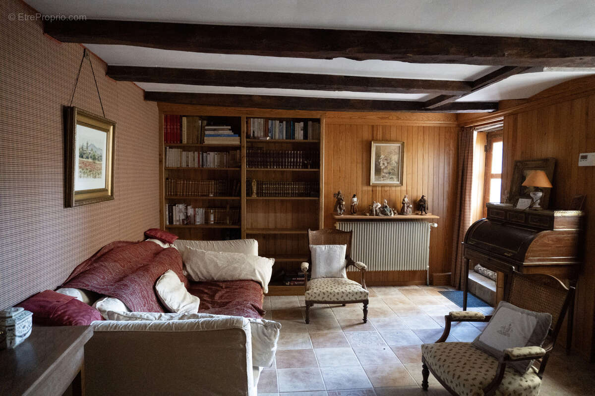 Maison à BRASSAC