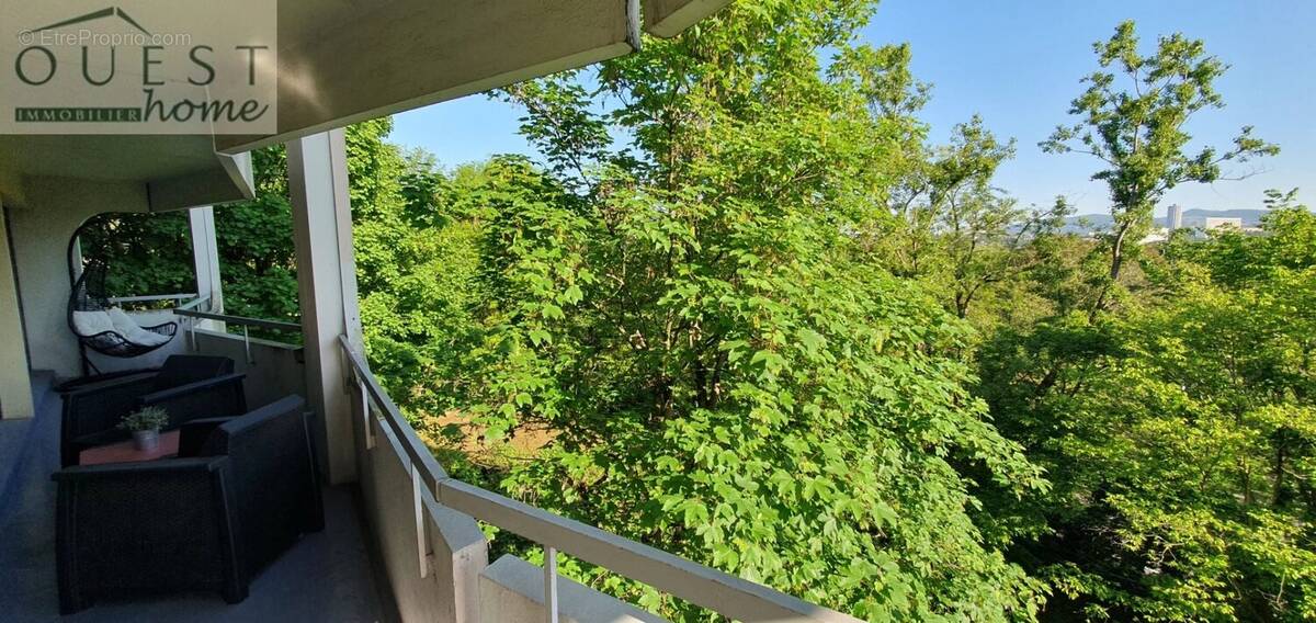 Appartement à LYON-9E