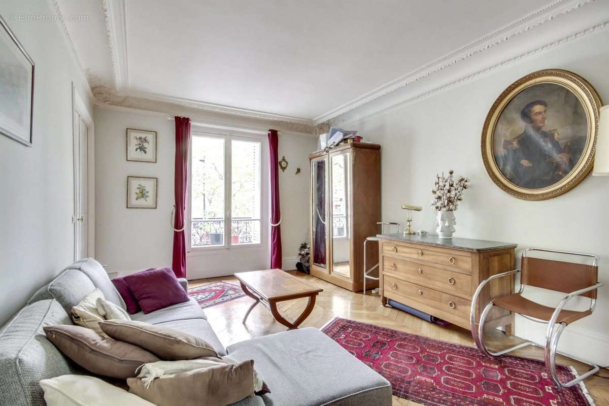 Appartement à PARIS-11E