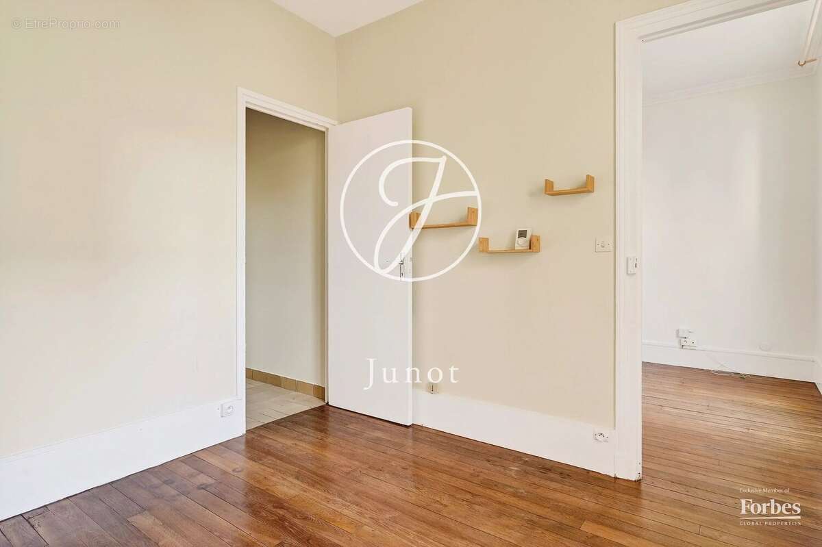 Appartement à VERSAILLES