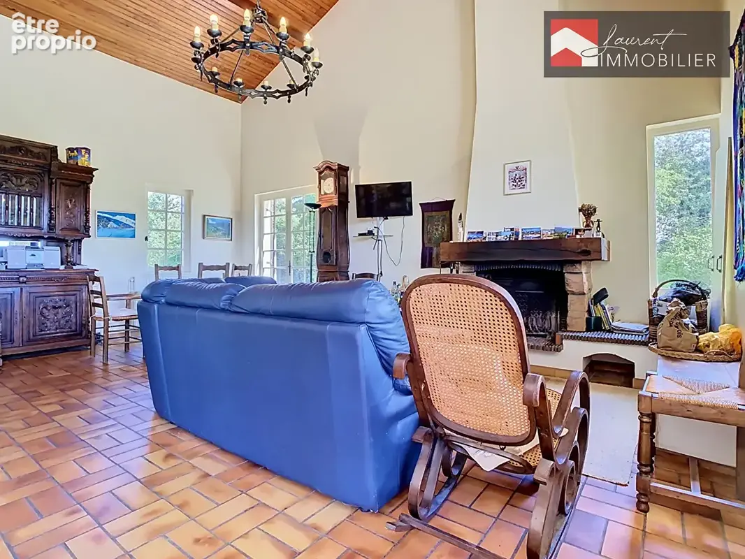 EXCLUSIVITE: Propriété familiale de charme à LACROST - photo 15