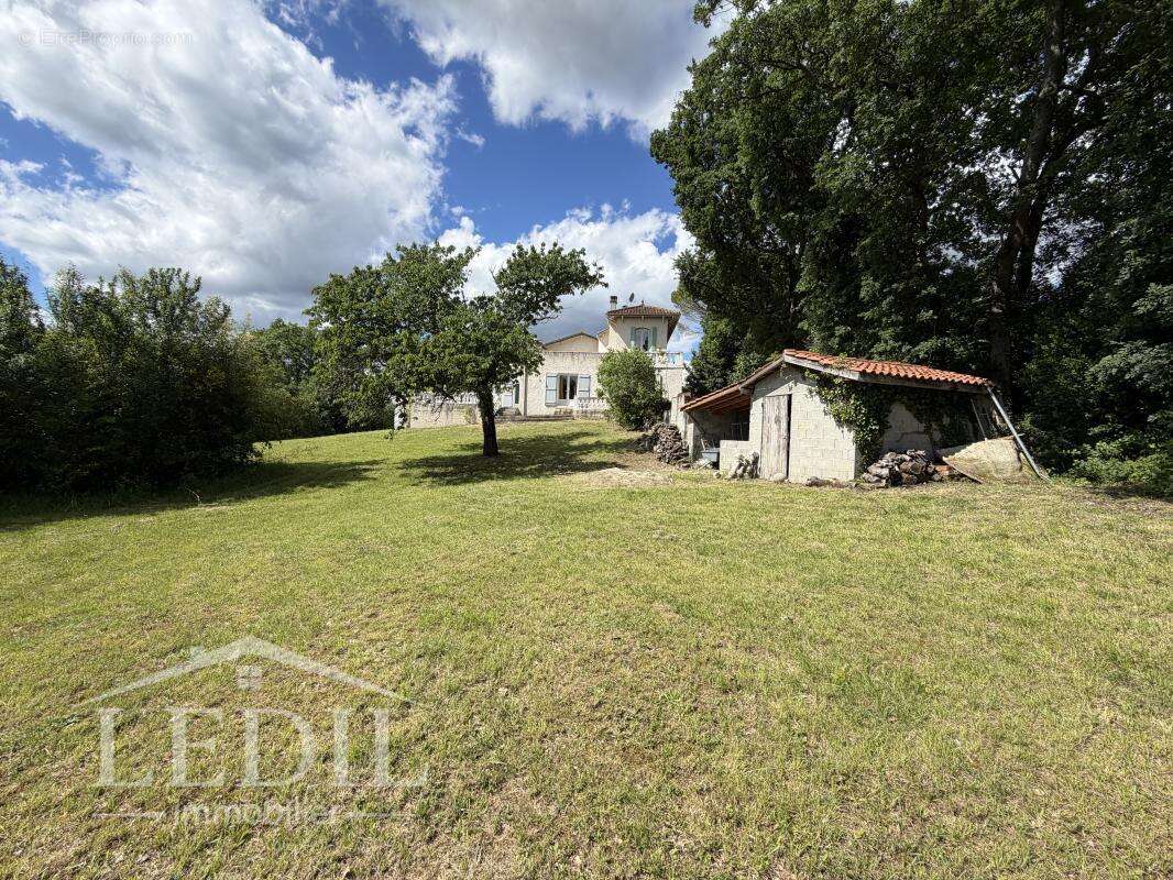 Maison, gîte et grand terrain en sortie de ville - photo 6
