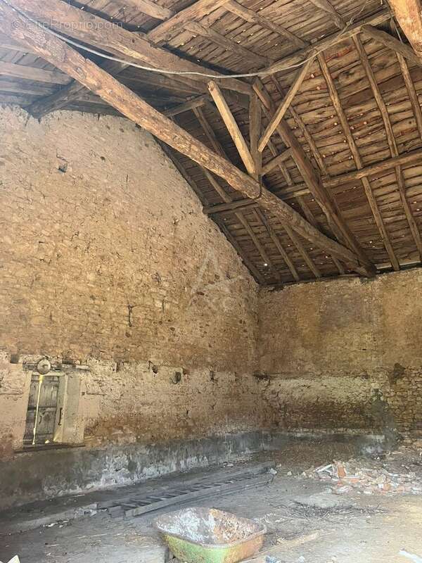 Maison à TAPONNAT-FLEURIGNAC