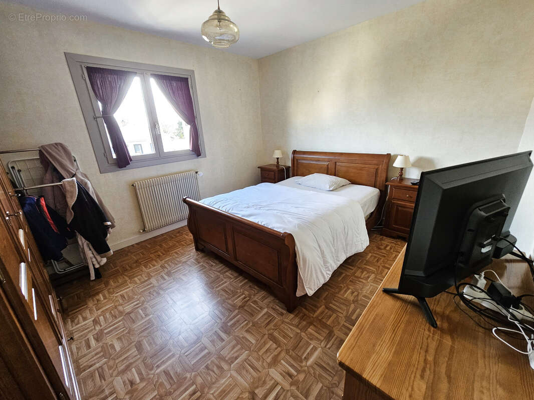 Maison à LE COTEAU