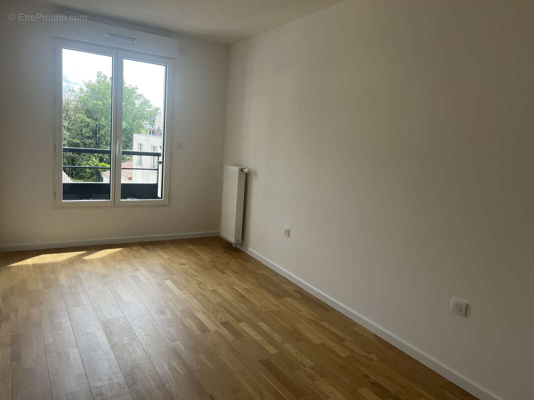 Appartement à LE PERREUX-SUR-MARNE
