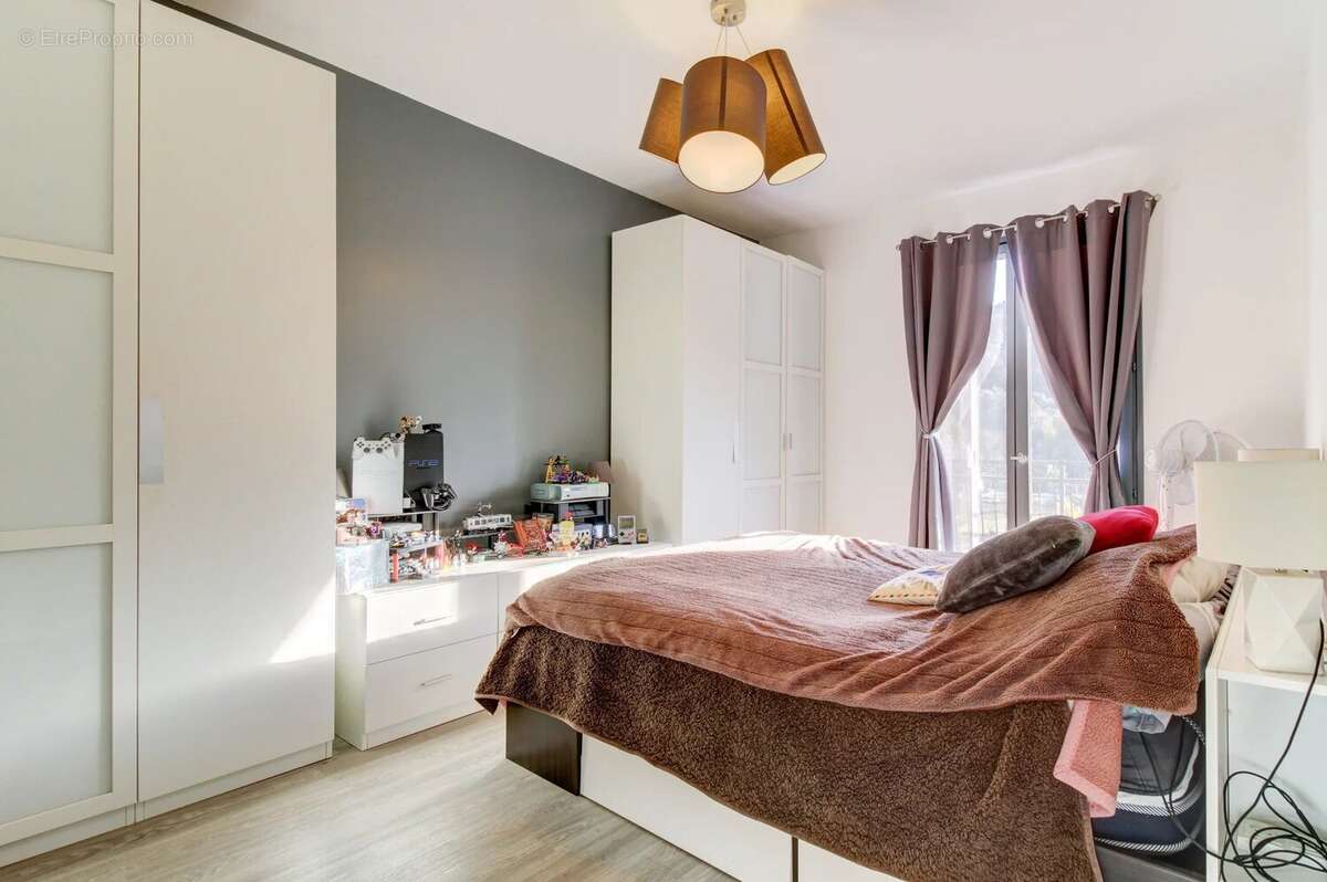 Maison à SAINT-MARTIN-DU-VAR