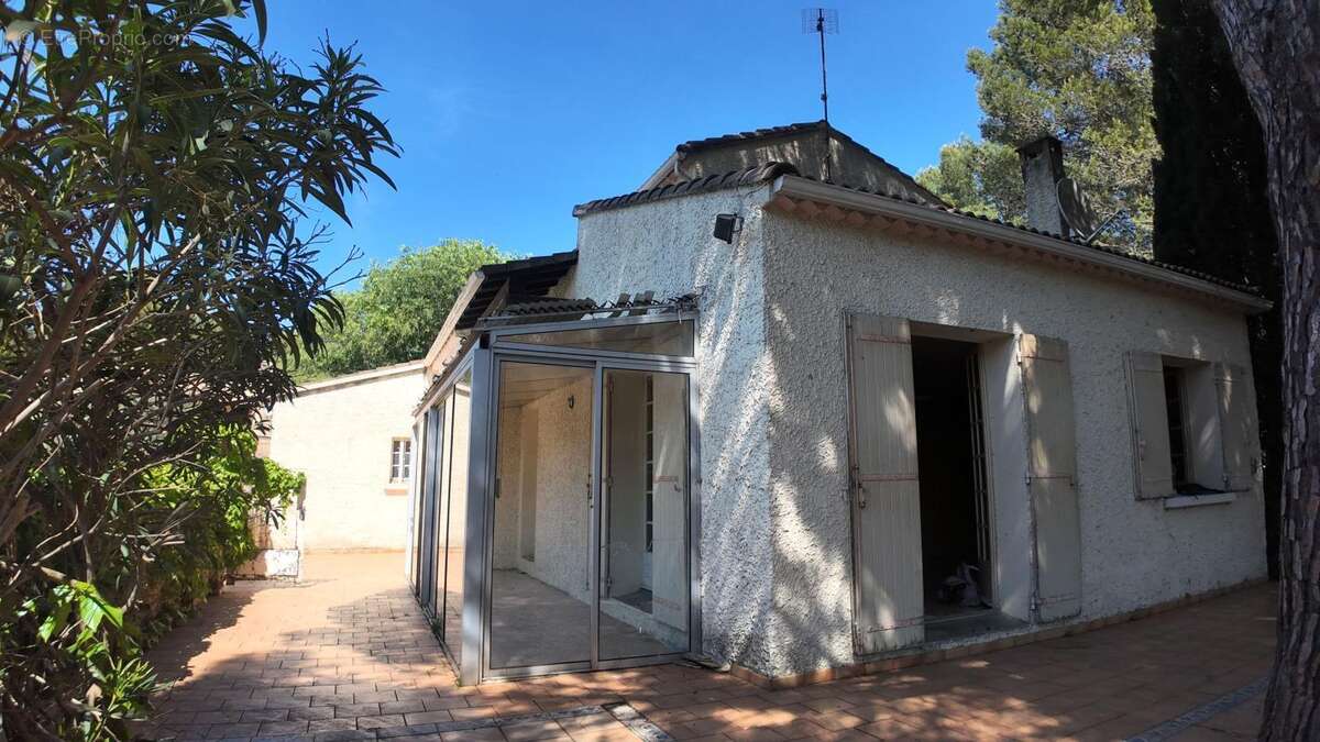 Maison à CHATEAURENARD
