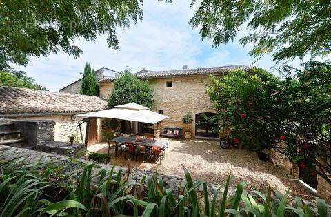 Maison à UZES