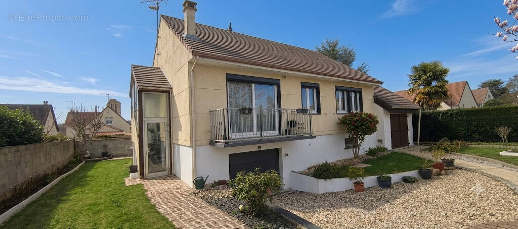 Maison à LE MESNIL-EN-THELLE
