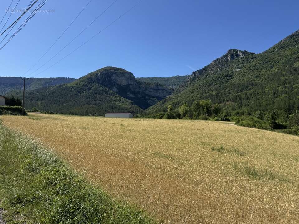 Terrain à VALBELLE