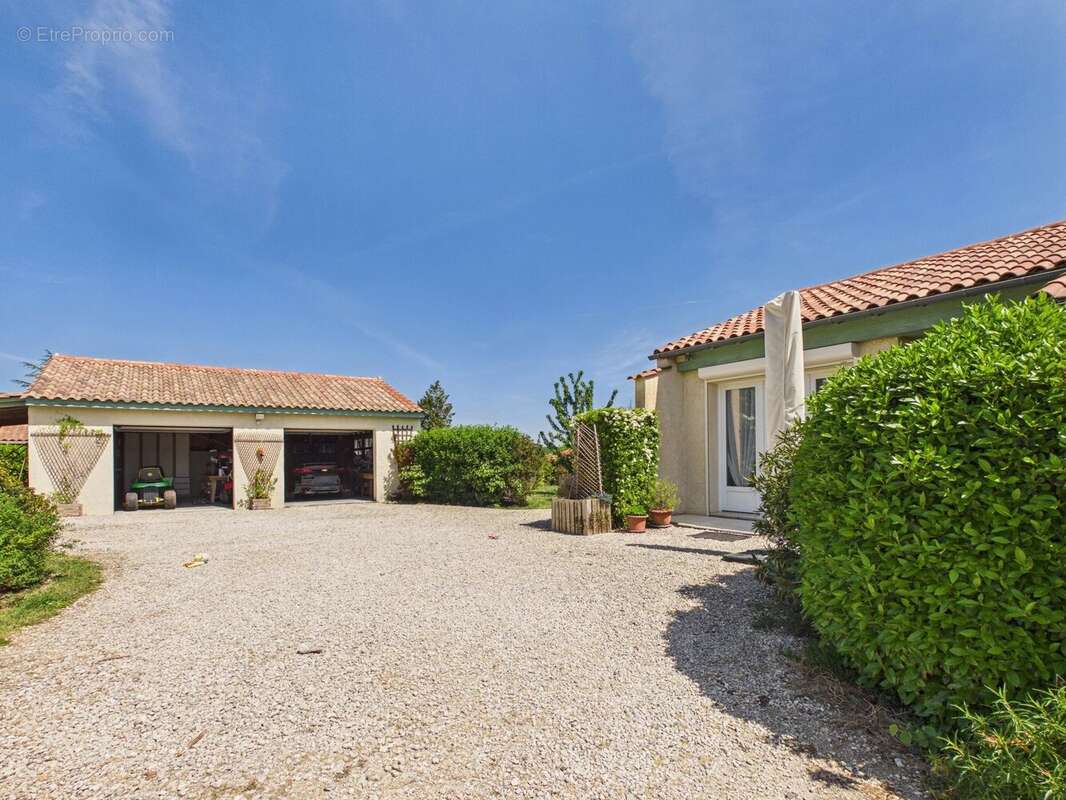 Maison à RIBAGNAC