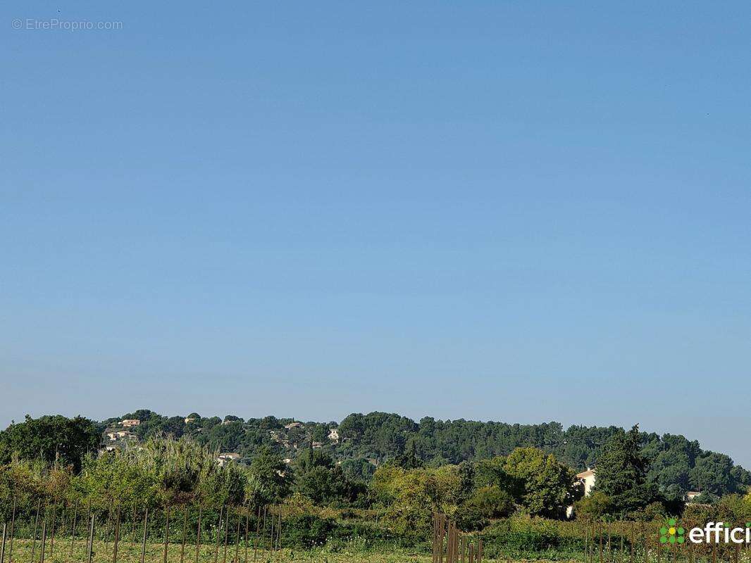 Maison à PERNES-LES-FONTAINES