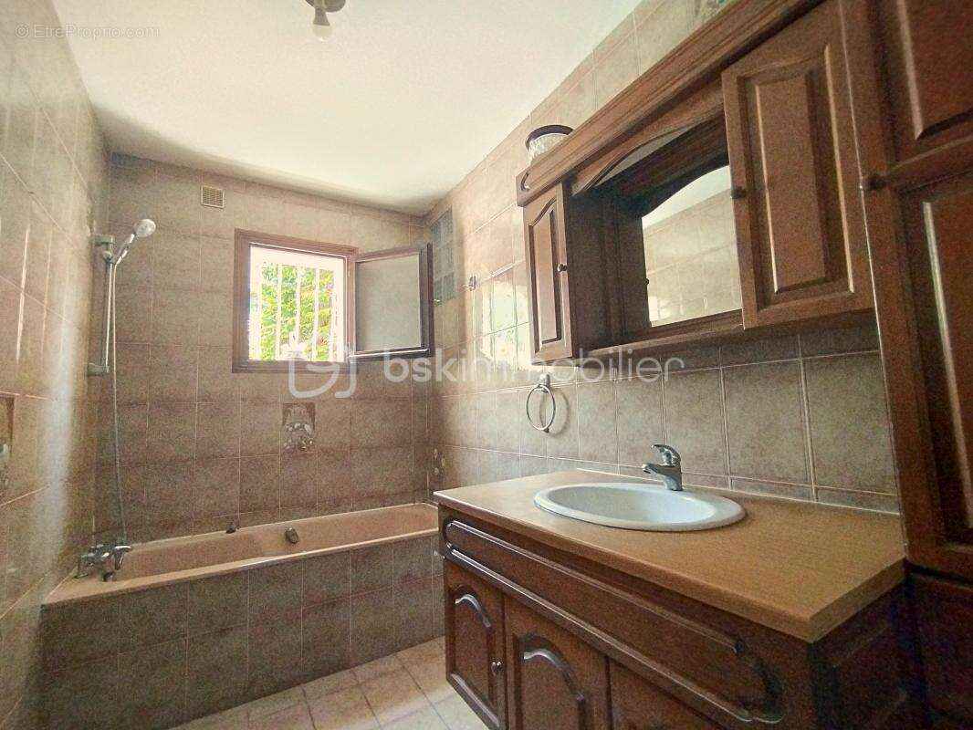 Appartement à ECHIROLLES