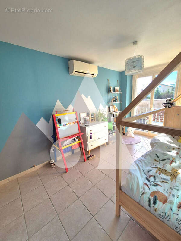 EXCLUSIVITÉ ! Maison de ville familiale 146 m² .  À 15 min de Lyon - photo 13